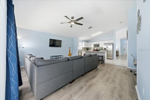 632 BLOOMINGDALE DRIVE, Davenport, FL 33897