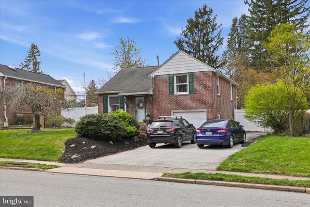 20 N MALIN RD, Broomall, PA 19008