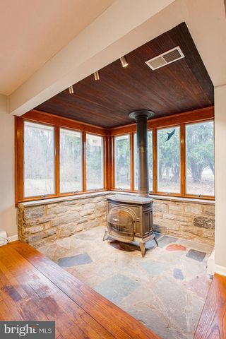 937 PALMERS MILL RD, Media, PA 19063