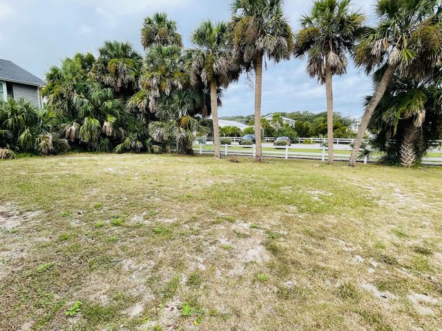 133 Palmetto Boulevard, Edisto Beach, SC 29438