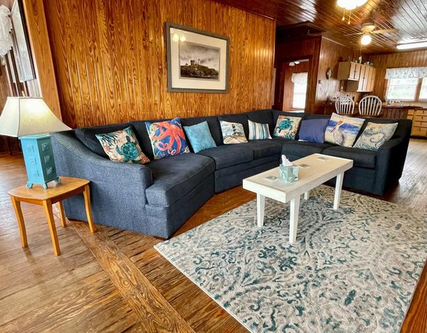 133 Palmetto Boulevard, Edisto Beach, SC 29438