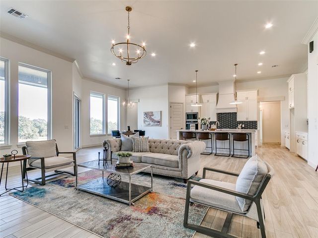 2263 Winter Creek Boulevard, Blanchard, OK 73010