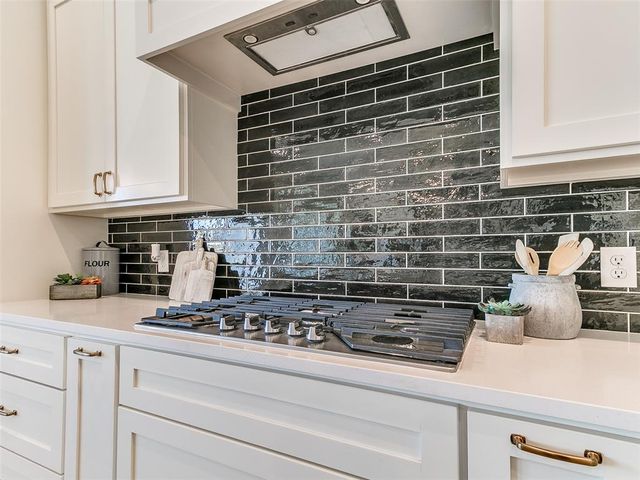2263 Winter Creek Boulevard, Blanchard, OK 73010