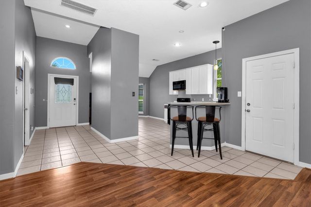 4910 Pleasure Lake Drive, Willis, TX 77318