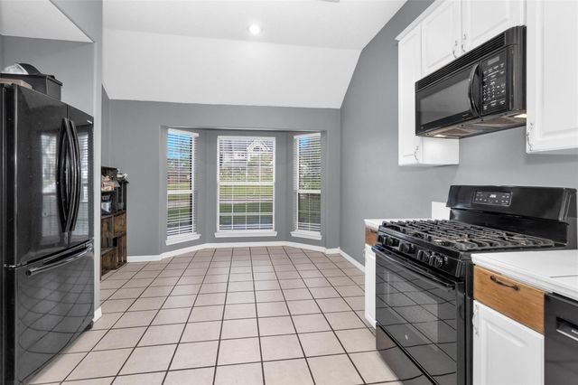 4910 Pleasure Lake Drive, Willis, TX 77318