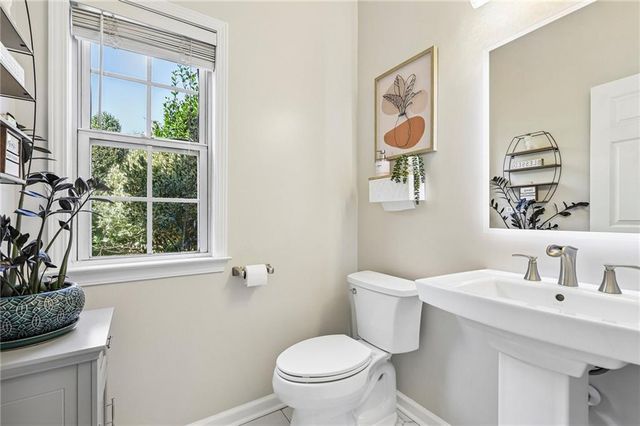 5052 Raventhorpe Court, Suwanee, GA 30024