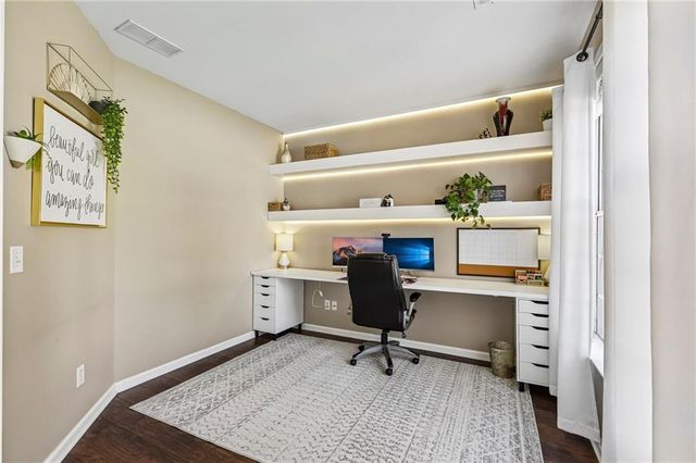 5052 Raventhorpe Court, Suwanee, GA 30024
