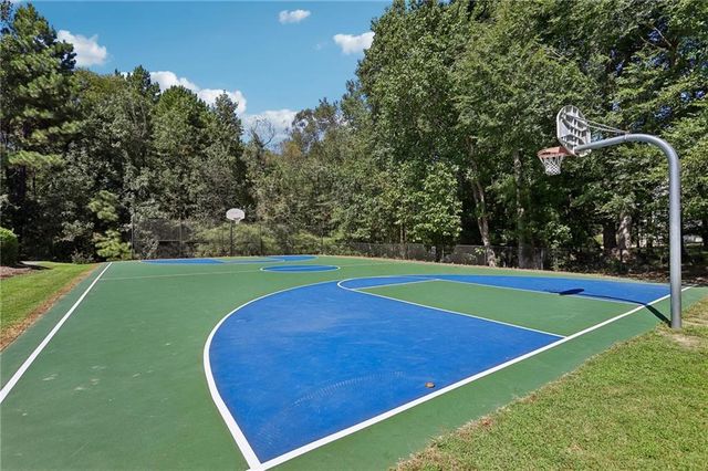 5052 Raventhorpe Court, Suwanee, GA 30024