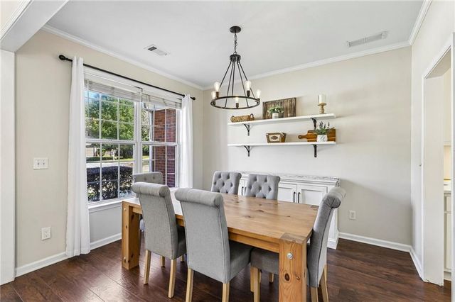 5052 Raventhorpe Court, Suwanee, GA 30024