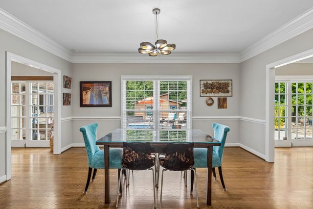 1470 Tyne Blvd, Nashville, TN 37215