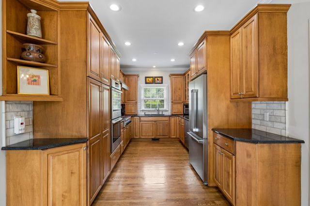 1470 Tyne Blvd, Nashville, TN 37215