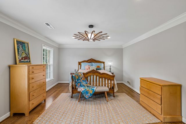 1470 Tyne Blvd, Nashville, TN 37215