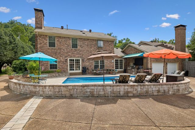 1470 Tyne Blvd, Nashville, TN 37215