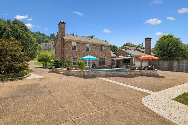 1470 Tyne Blvd, Nashville, TN 37215