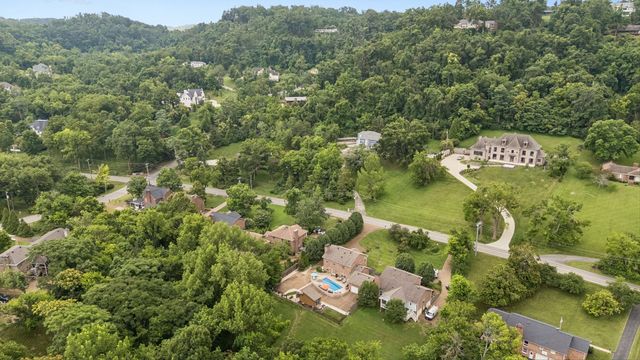 1470 Tyne Blvd, Nashville, TN 37215