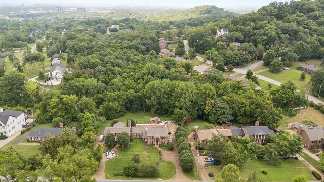 1470 Tyne Blvd, Nashville, TN 37215