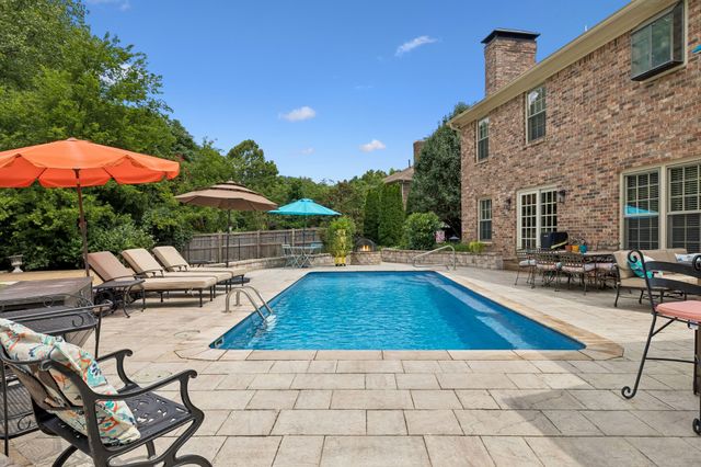 1470 Tyne Blvd, Nashville, TN 37215