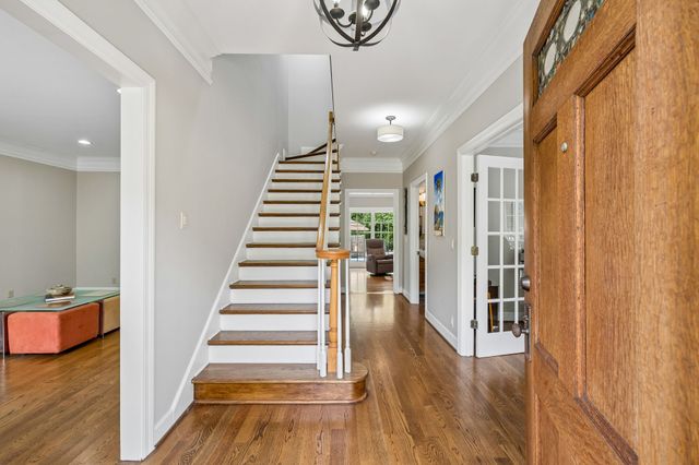 1470 Tyne Blvd, Nashville, TN 37215