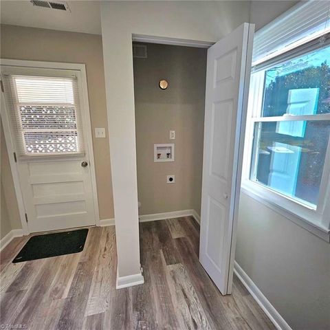 800 Bluford Street, Greensboro, NC 27401