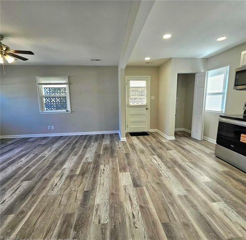 800 Bluford Street, Greensboro, NC 27401