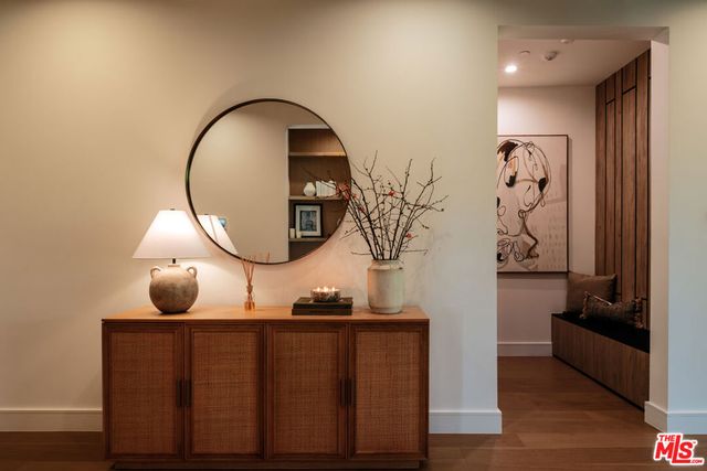 15473 La Maida Street, Sherman Oaks, CA 91403