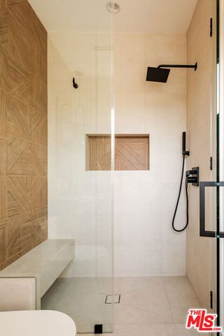 15473 La Maida Street, Sherman Oaks, CA 91403