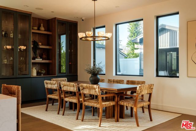 15473 La Maida Street, Sherman Oaks, CA 91403