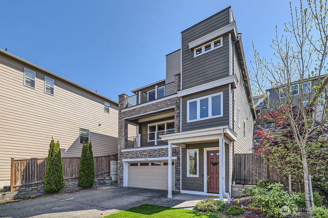 19524 81st Place NE, Kenmore, WA 98028