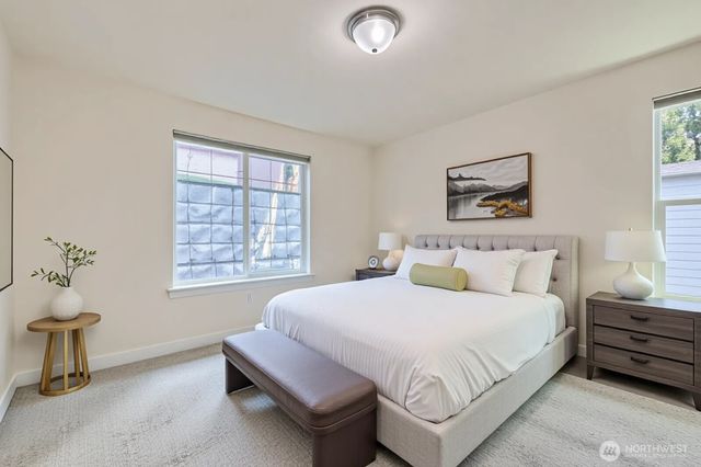 19524 81st Place NE, Kenmore, WA 98028