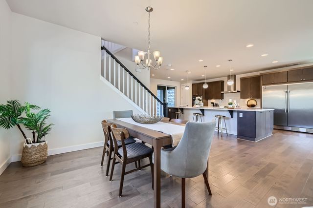 19524 81st Place NE, Kenmore, WA 98028