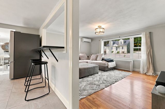 17 Elise Ave, Dracut, MA 01826