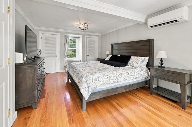 17 Elise Ave, Dracut, MA 01826