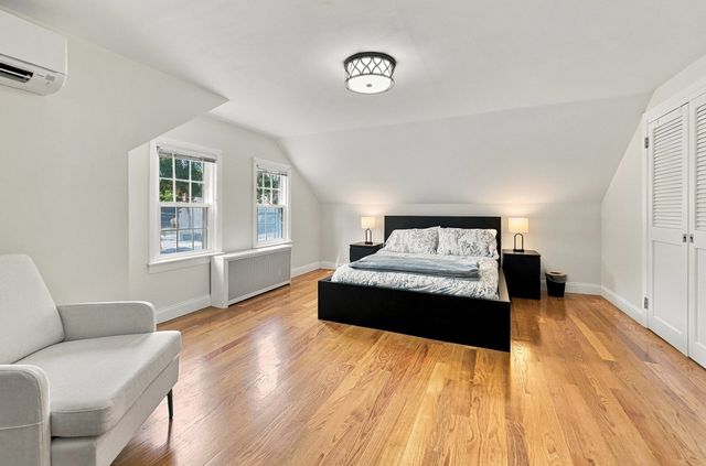 17 Elise Ave, Dracut, MA 01826
