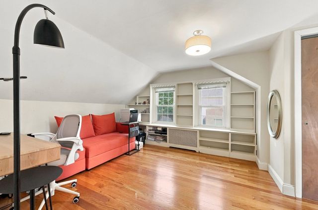 17 Elise Ave, Dracut, MA 01826