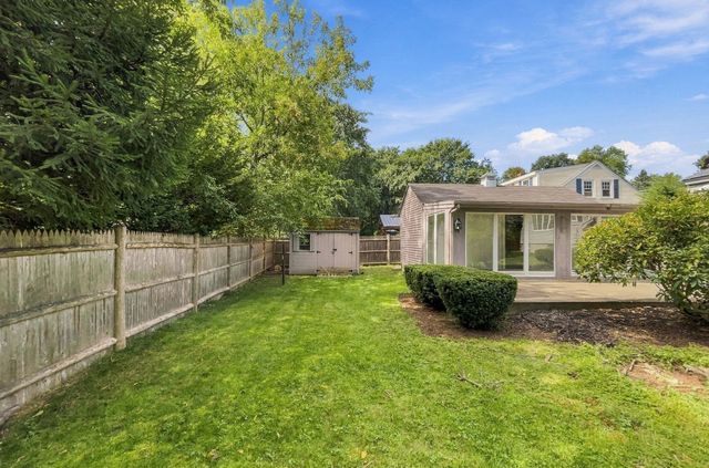 17 Elise Ave, Dracut, MA 01826