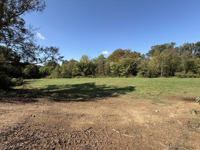 115 Franklin St, Estill Springs, TN 37330