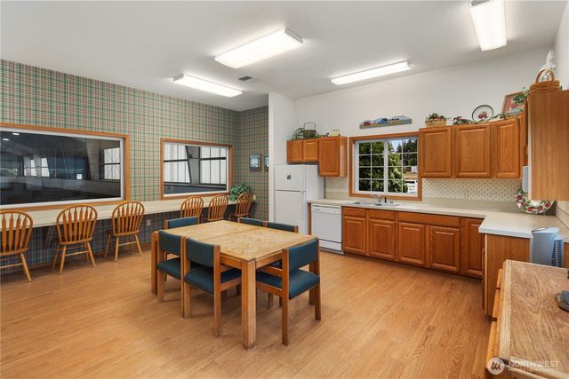 6504 44th Avenue NE, Olympia, WA 98516