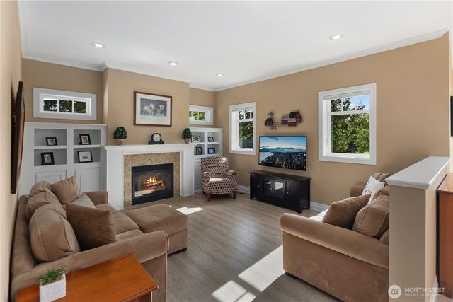 6504 44th Avenue NE, Olympia, WA 98516