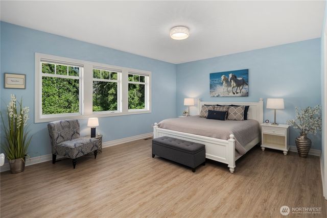 6504 44th Avenue NE, Olympia, WA 98516