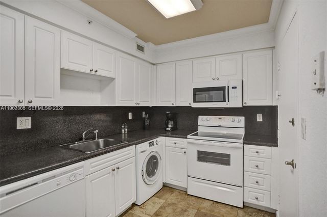 2501 S Ocean Dr 631, Hollywood, FL 33019