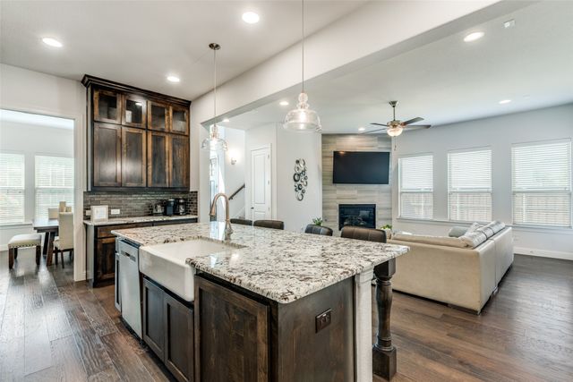 814 Davids Way, Allen, TX 75013