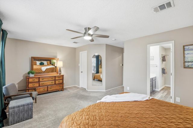 8200 Mirror Rock Lane, Denton, TX 76210