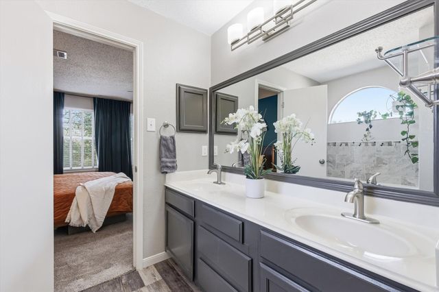 8200 Mirror Rock Lane, Denton, TX 76210