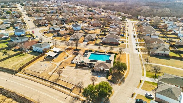 8200 Mirror Rock Lane, Denton, TX 76210