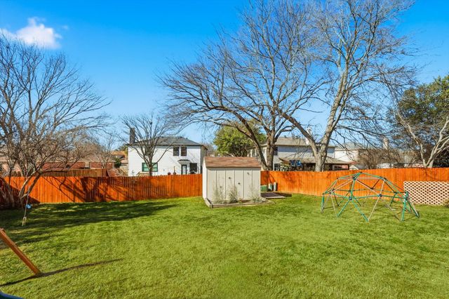 8200 Mirror Rock Lane, Denton, TX 76210