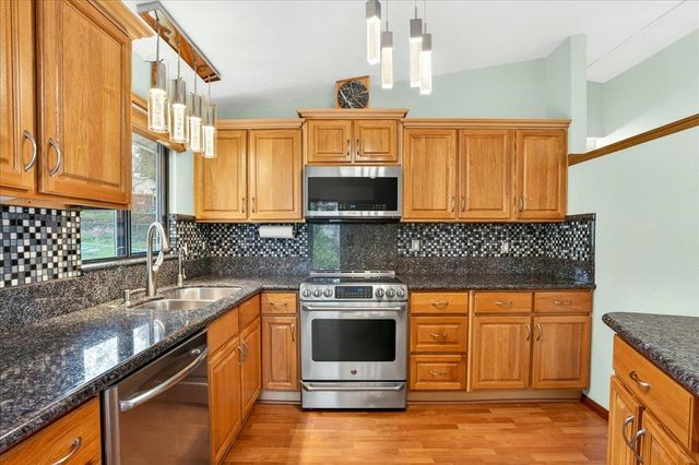 707 S Myrtle St, Spokane, WA 99202