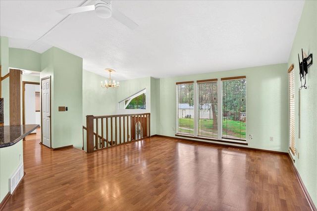 707 S Myrtle St, Spokane, WA 99202