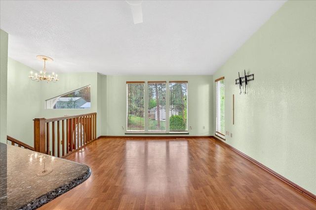 707 S Myrtle St, Spokane, WA 99202