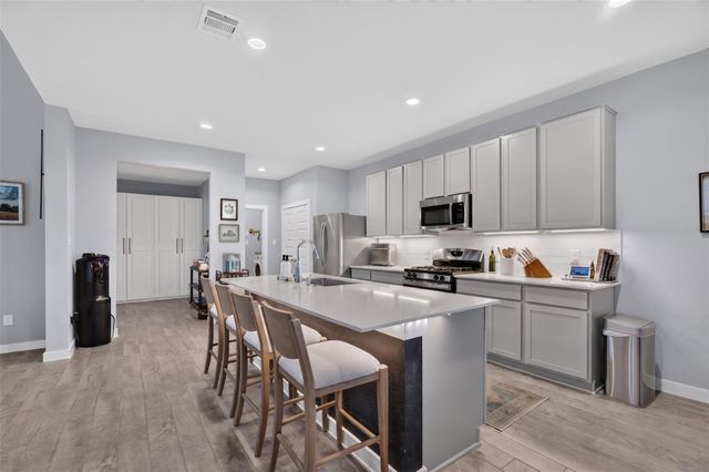 3230 Fogmist Drive, Rosenberg, TX 77471
