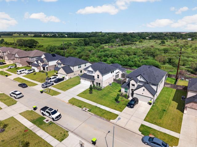 3230 Fogmist Drive, Rosenberg, TX 77471